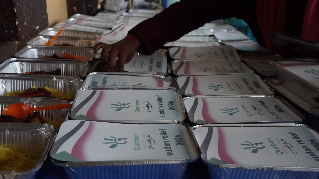 إيصال وجبات طعام للعائلات المتضررة